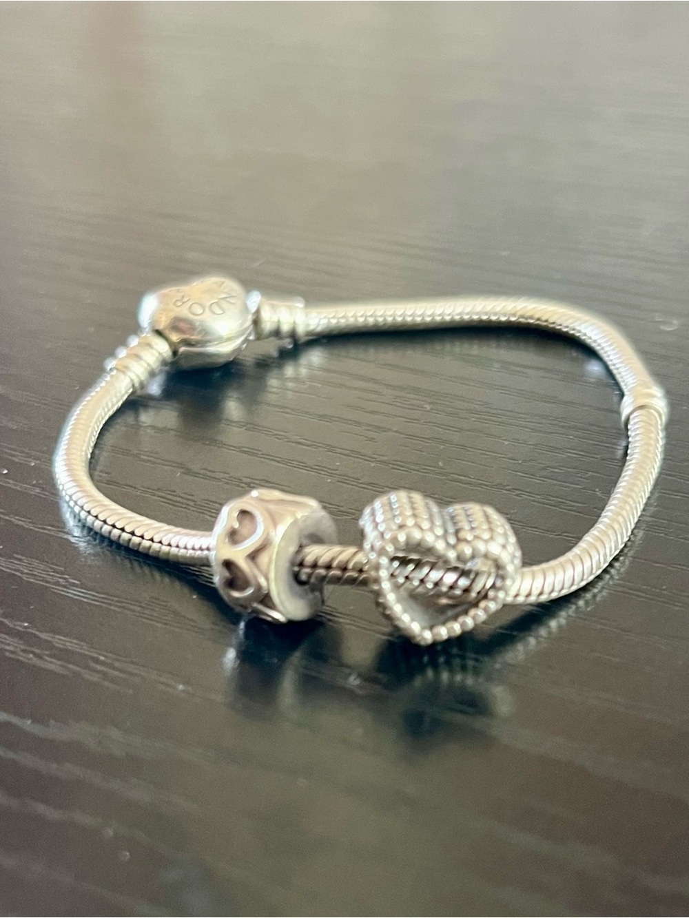 Pandora Moments Heart & Snake Chain Sterling Silver Bracelet w/ 2 Charms